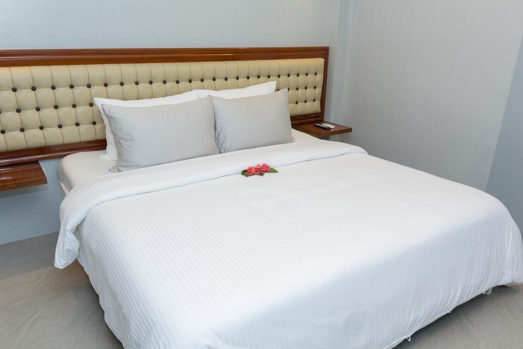 Koko'S Place Diniwid Balabag  Εξωτερικό φωτογραφία