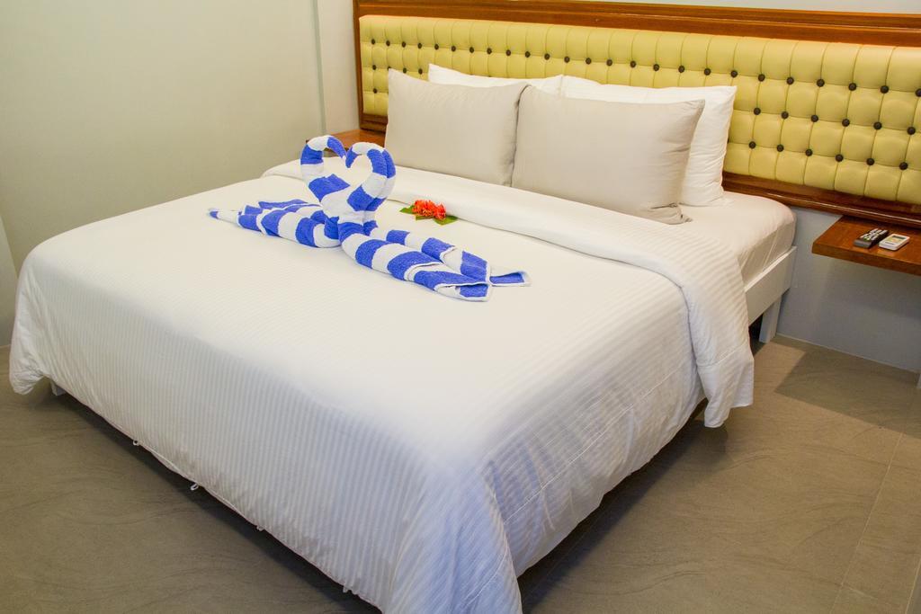 Koko'S Place Diniwid Balabag  Εξωτερικό φωτογραφία