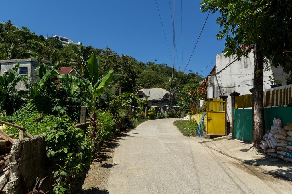 Koko'S Place Diniwid Balabag  Εξωτερικό φωτογραφία