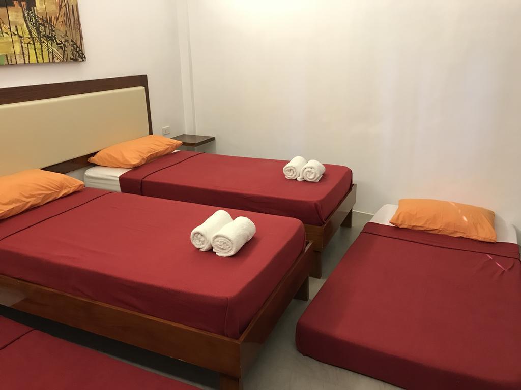 Koko'S Place Diniwid Balabag  Εξωτερικό φωτογραφία