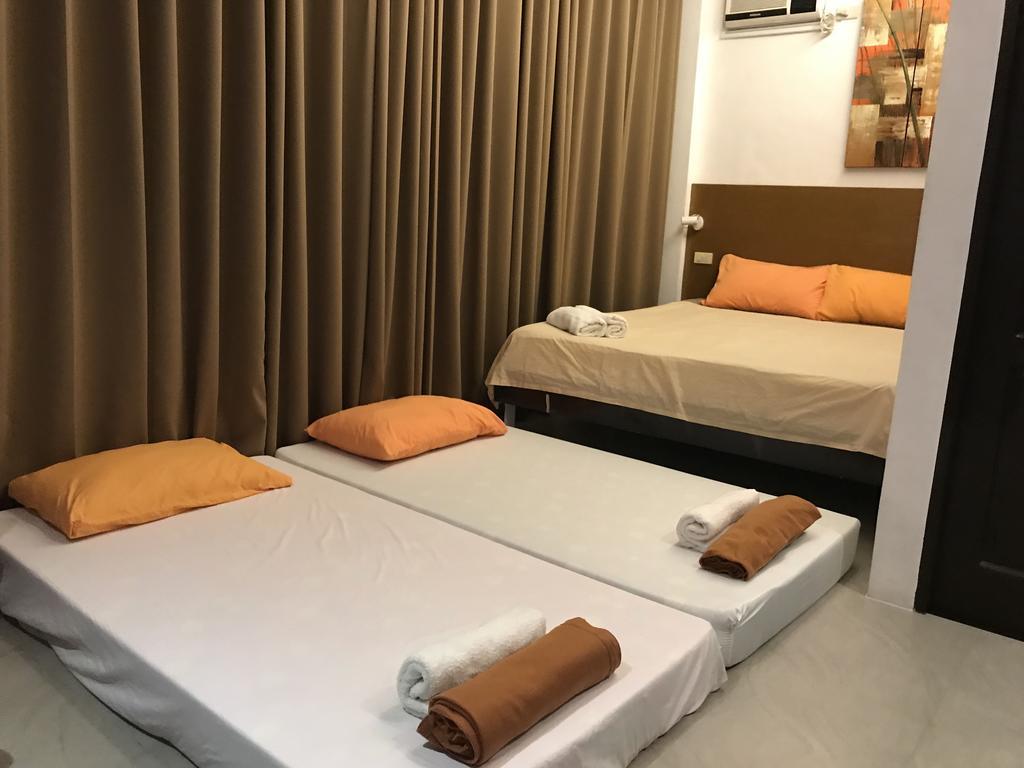 Koko'S Place Diniwid Balabag  Εξωτερικό φωτογραφία