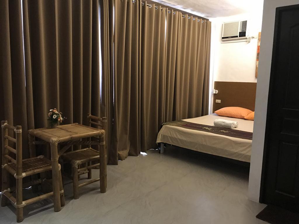 Koko'S Place Diniwid Balabag  Εξωτερικό φωτογραφία